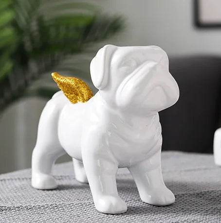 Estatueta Bulldog com Asas Douradas